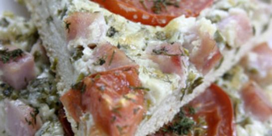 Пицца с ветчиной