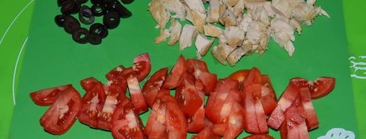 закрытая пицца кальцоне с курицей и грибами. Шаг 6