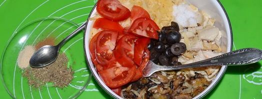 закрытая пицца кальцоне с курицей и грибами. Шаг 8