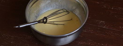 грушевая шарлотка. Шаг 3