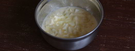 грушевая шарлотка. Шаг 5