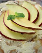 Мексиканская ванильная шарлотка с манго