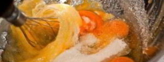 шарлотка из яблок. Шаг 4