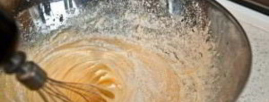 шарлотка из яблок. Шаг 5