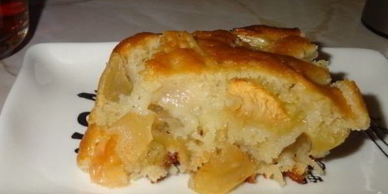 Шарлотка на кефире