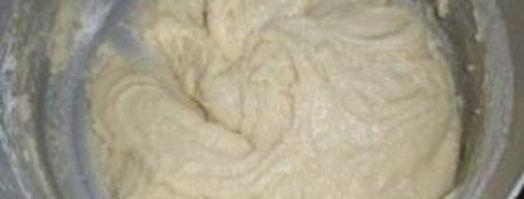 шарлотка на майонезе. Шаг 3