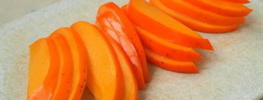 шарлотка с хурмой. Шаг 3