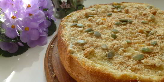 Шарлотка с тыквой и печеньем