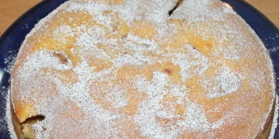 Шарлотка с яблоками без муки