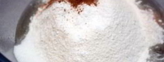 шарлотка с яблоками и абрикосами. Шаг 5