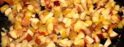 шарлотка с яблоками и безе. Шаг 6