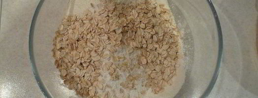 шарлотка с яблоками и облепиховым йогуртом. Шаг 2