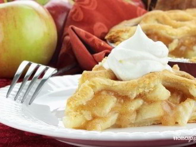 Рецепт шарлотки с яблоками на сметане