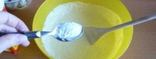 шарлотка с яблоками на сметане. Шаг 2