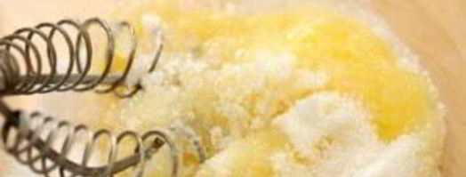 шарлотка с яблоками в духовке. Шаг 2