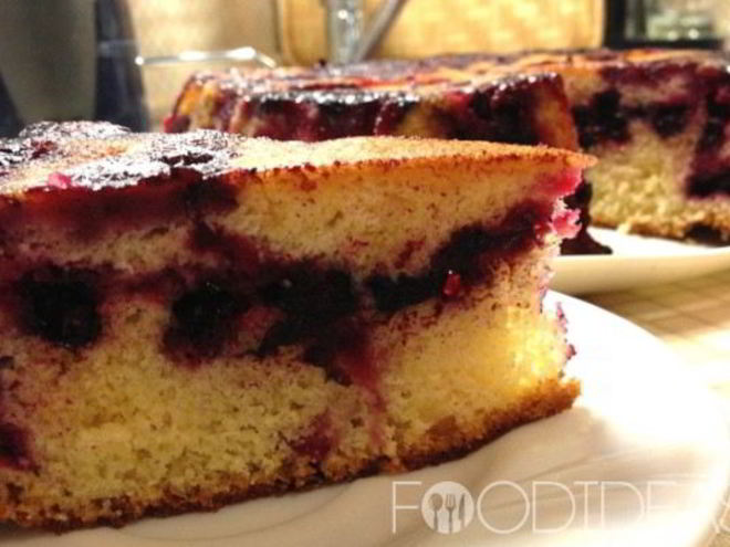 Рецепт шарлотки со смородиной