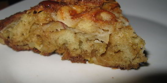 Сочная шарлотка с глазурью