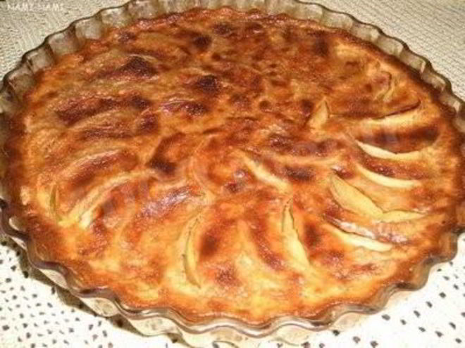 Рецепт ванильной шарлотки с яблоками и лимонной цедрой