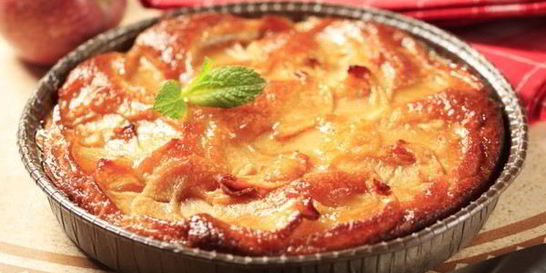 Яблочная шарлотка из духовки