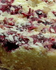 Яблочно-смородиновая шарлотка