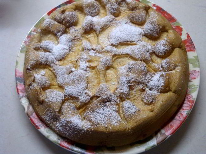 Рецепт яблочного пирога шарлотка