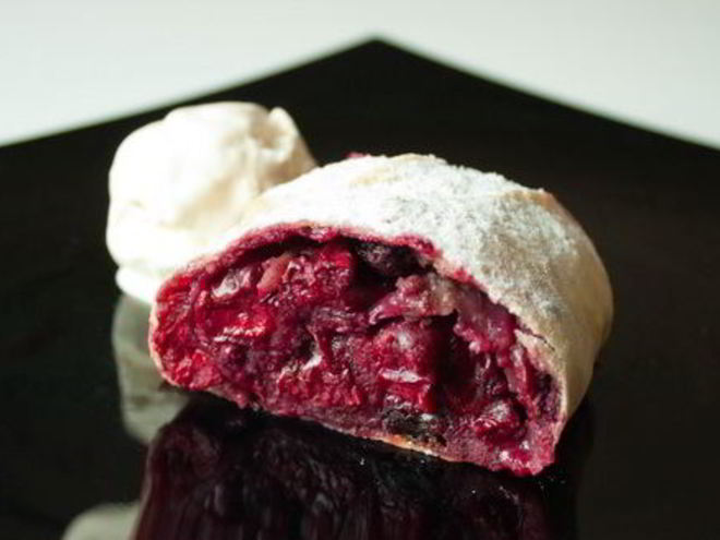 Рецепт вишневого штруделя