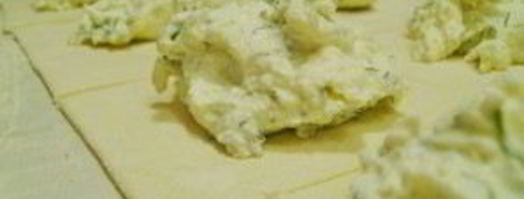 слоеные конвертики с творогом. Шаг 4