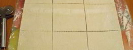 слойки из слоеного бездрожжевого теста. Шаг 2