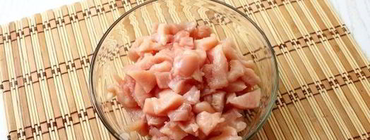 слойки-розочки с курицей и сыром. Шаг 3