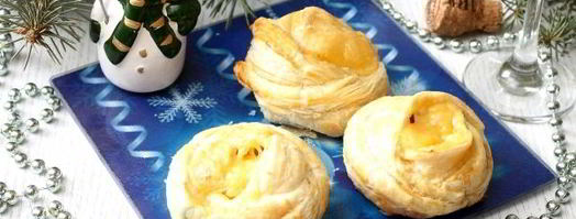 слойки-розочки с курицей и сыром. Шаг 15