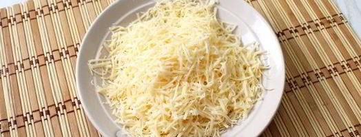 слойки-розочки с курицей и сыром. Шаг 5