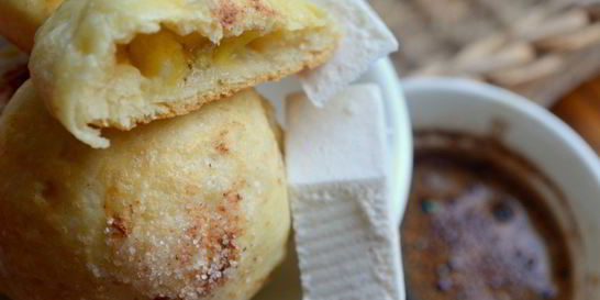 Слойки с бананом и пастилой