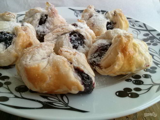 Рецепт слоек с черникой
