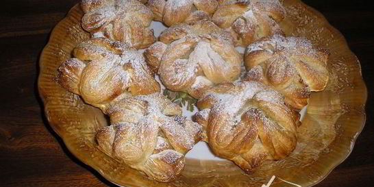 Слойки с кремом патисьер