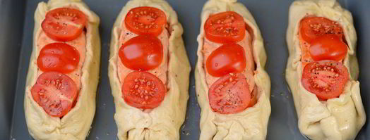 слойки с лососем и помидорами черри. Шаг 6