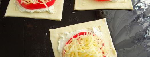 слойки с сырно-томатной начинкой. Шаг 6