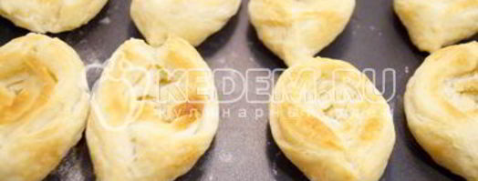 слойки с сырной пастой. Шаг 4