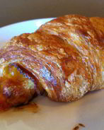 Слойки с ветчиной и сыром