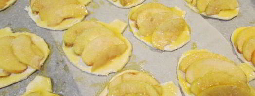 слойки с яблоками. Шаг 4