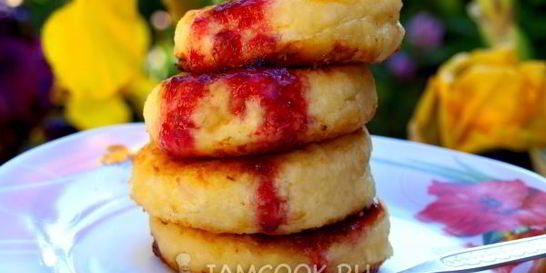 Кокосовые сырники с бананом