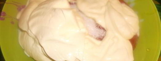 нежнейшие сырники с соусом клубника со сливками. Шаг 3