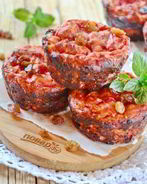 Свекольные сырники в духовке