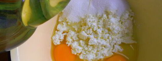 сырники с клубникой. Шаг 3