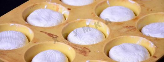 сырники с кокосовой стружкой и сгущенным молоком. Шаг 5