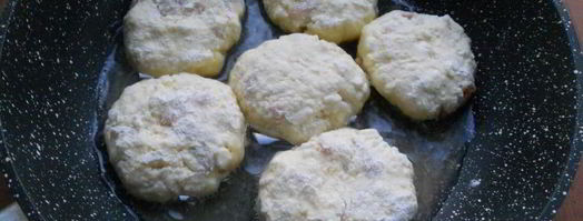 сырники с курагой. Шаг 4