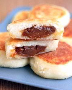 Сырники с вареной сгущенкой