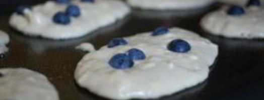 творожники с голубикой. Шаг 2