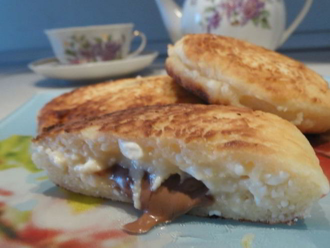 Рецепт творожников с начинкой