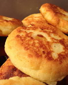 Творожники ванильные с изюмом