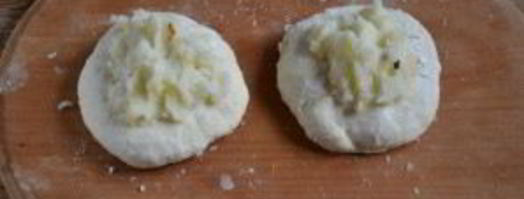 бездрожжевое тесто для пирожков на кефире. Шаг 7